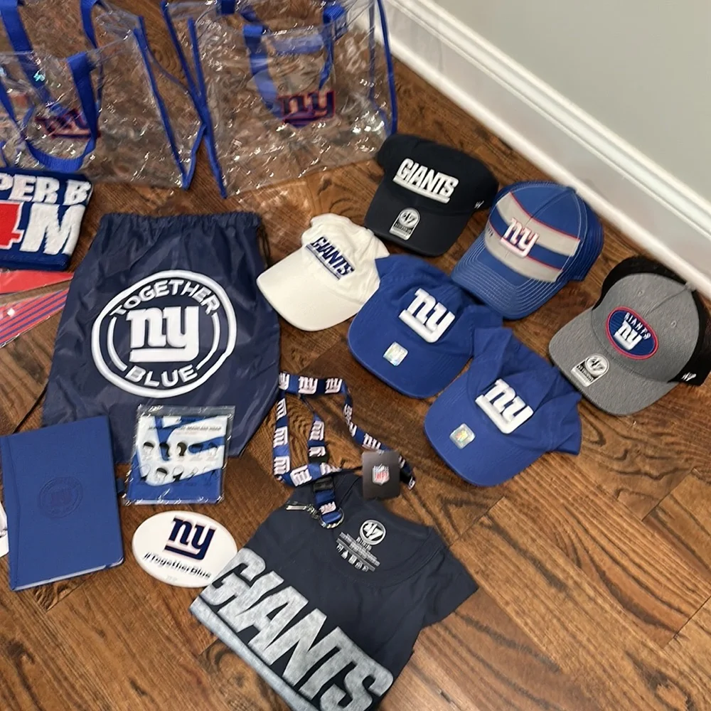 NWT 25 NY Giants items memorabilia and gear all in one bulk buy!! Great gift!! - Picture 2 of 5